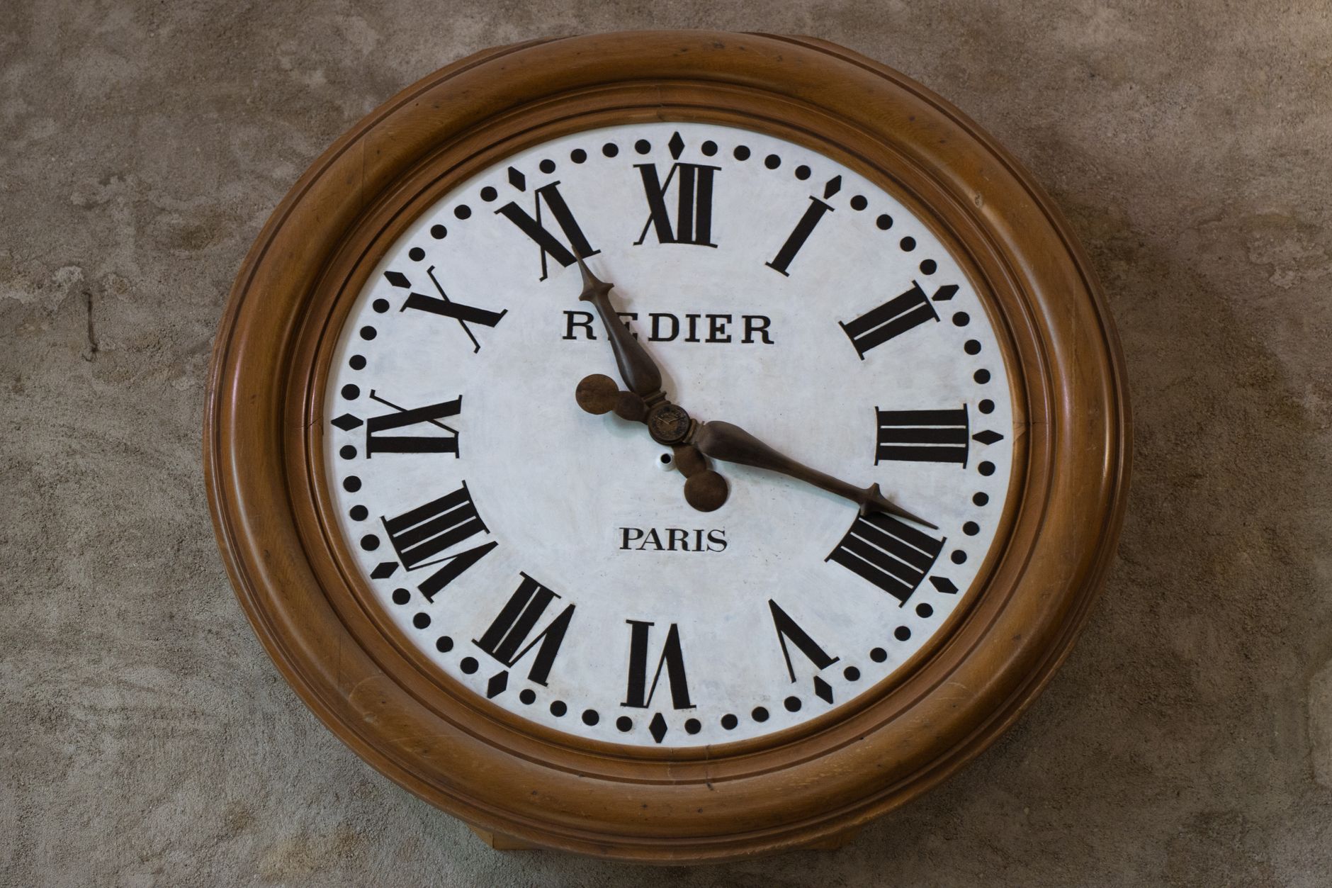 horloge Paris Martinique
